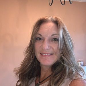 Meet your Posher, Annie